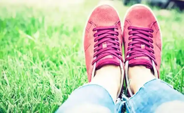 The Comeback of Retro Sneakers: What’s Hot Again?